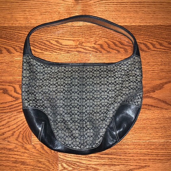 Coach Handbags - Coach Vintage Bag
